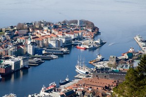 Location de voiture à prix abordable à Bergen ✓ Nos offres de location de voiture incluent l'assurance ✓ et kilométrage illimité ✓ sur la plupart des destinations!